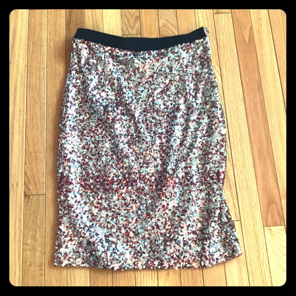 French Connection Dresses & Skirts - French Connection Pink Sequin Pencil Skirt French Connection Dresses & Skirts - French Connection Pink Sequin Pencil Skirt